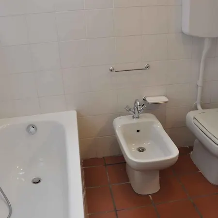 Appartement In 22552 *