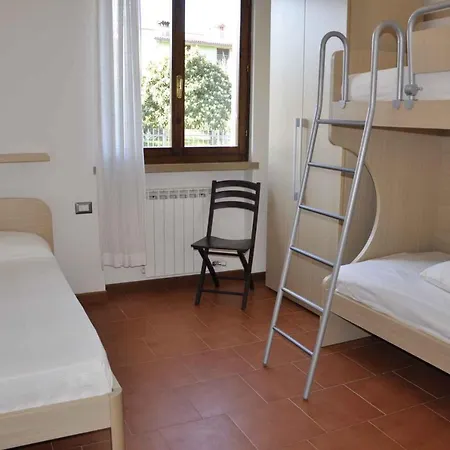 In 22552 Polpenazze del Garda