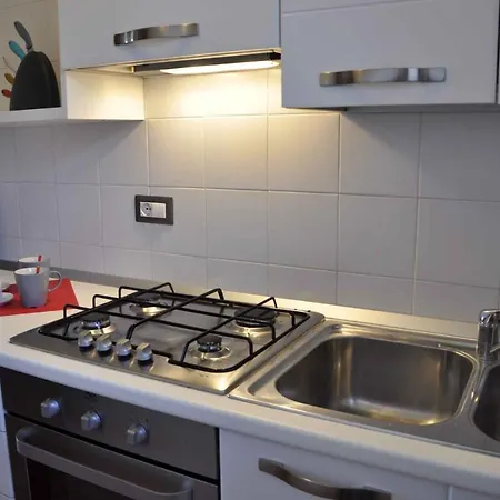 Appartement In 22552 *